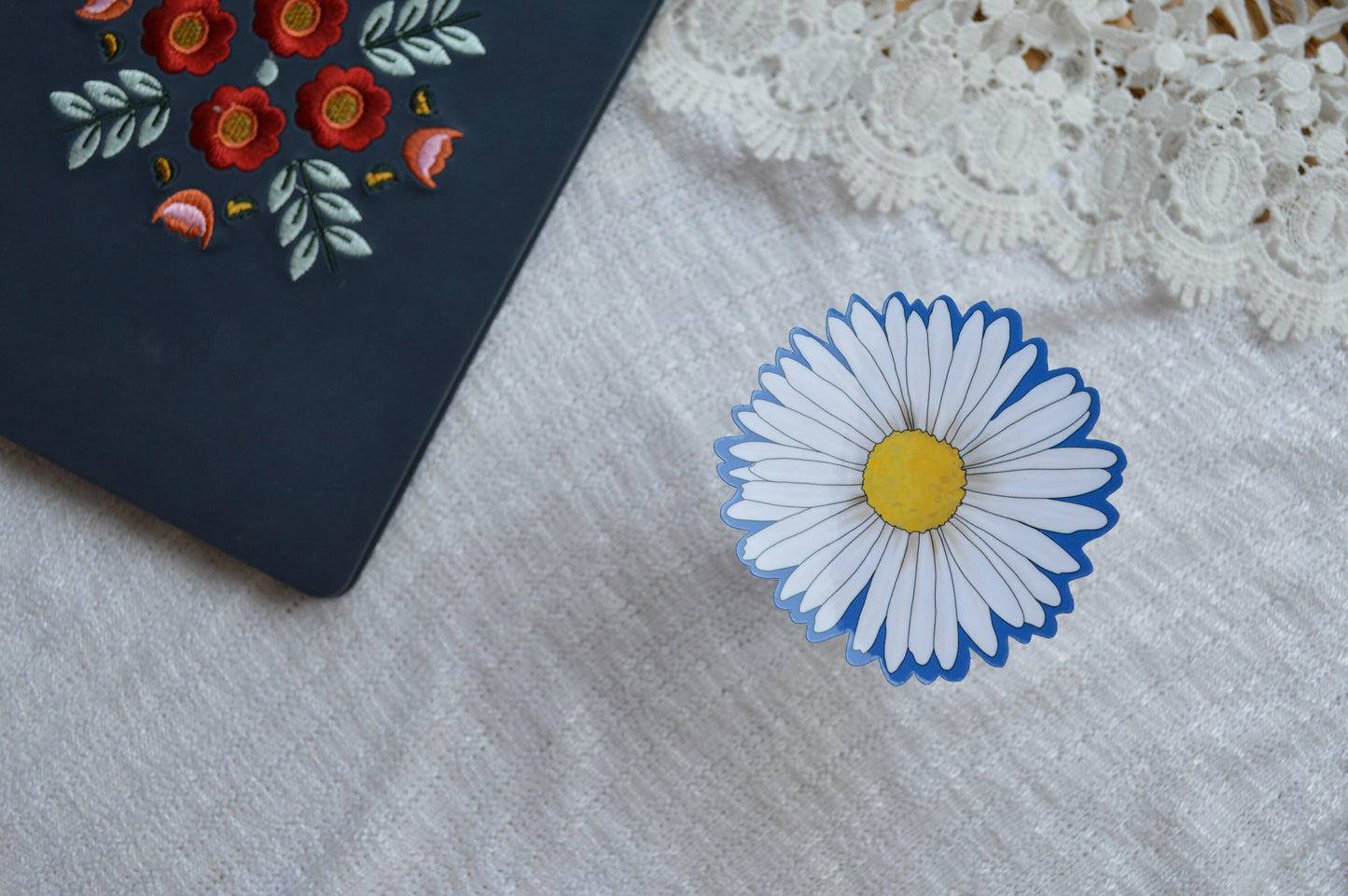 Daisy Sticker, flower decal, laptop sticker, floral, Daisy Design