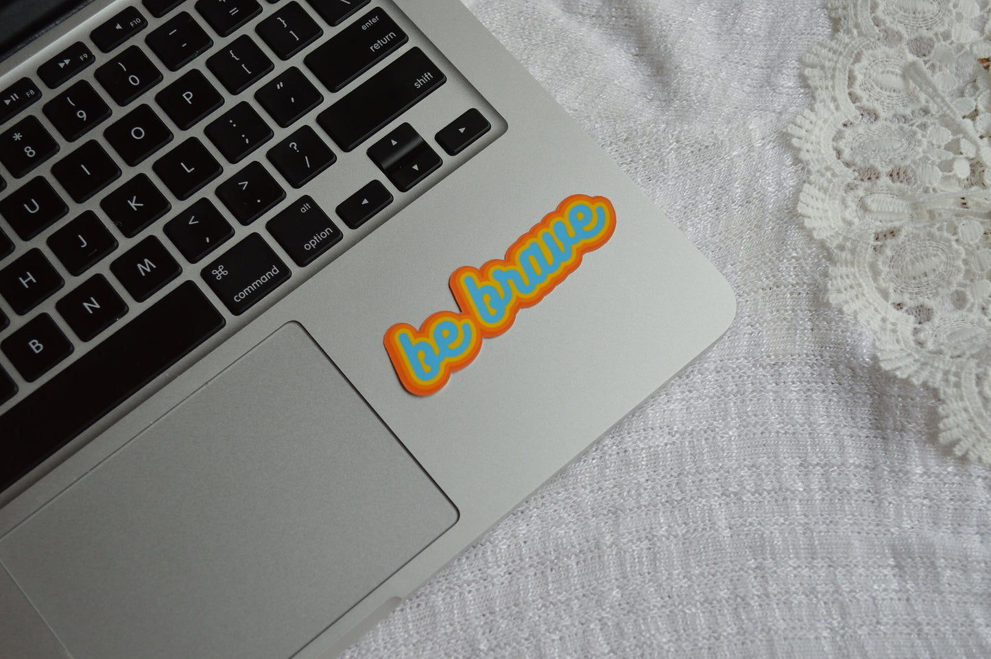 Be Brave, Retro Quote Sticker, Be Brave Decal, Colorful Decal, Positive Affirmation, Positive Quote Sticker