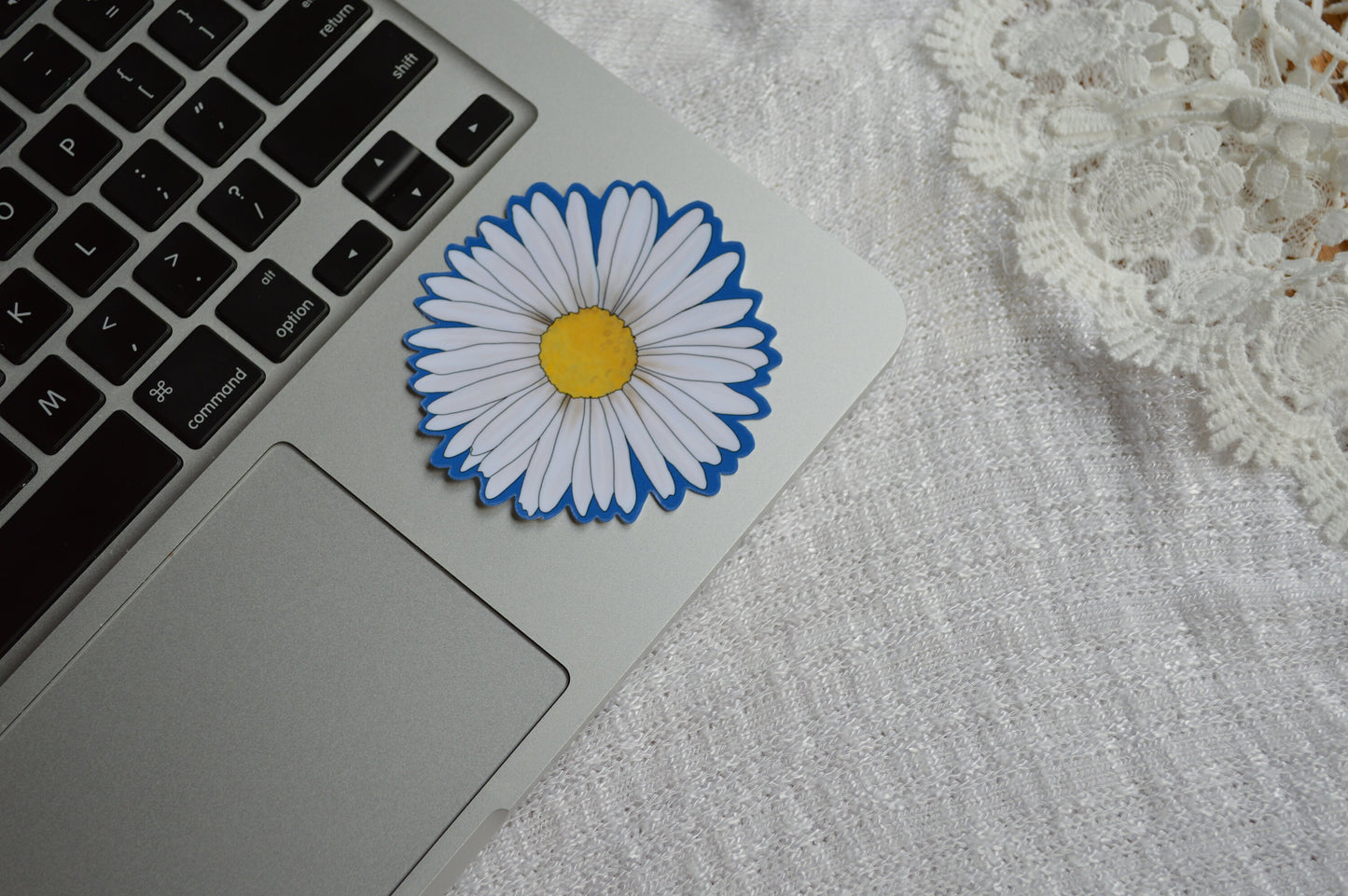 Daisy Sticker, flower decal, laptop sticker, floral, Daisy Design